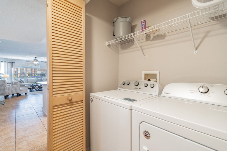 Bathroom, Minutes To Mickey New. Pool. Near Disney, Osceola