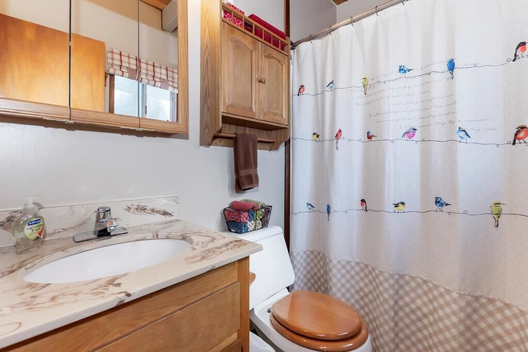 Bathroom, 044 - Lazy Bear Chalet, San Bernardino