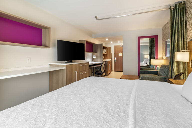 Bedroom 3, Home2 Suites by Hilton Bangor, Penobscot