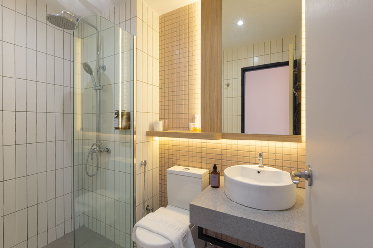 Bathroom 3