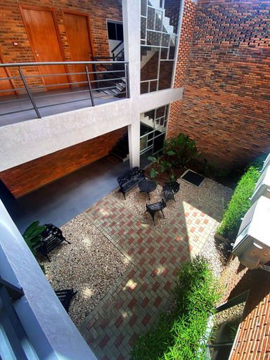 Others 5, VIVARIUM, Asunción