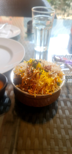 Food & Drinks