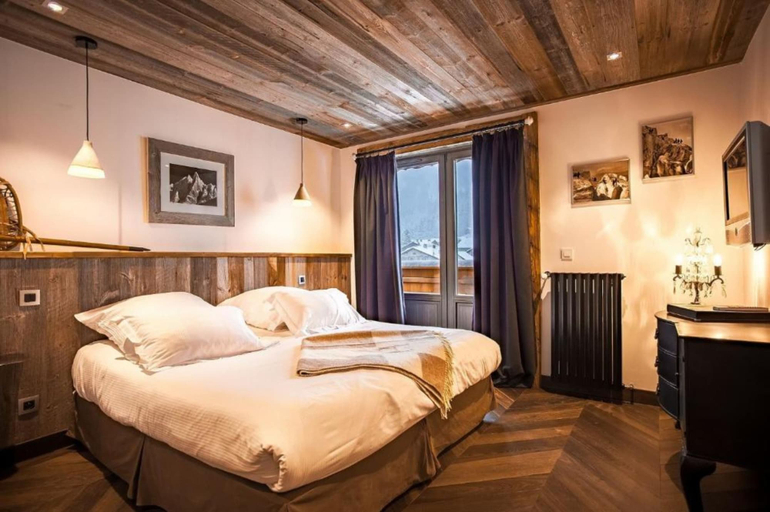 Bedroom 2, Chalet Hôtel Hermitage - Hotel Chalet de Tradition, Haute-Savoie