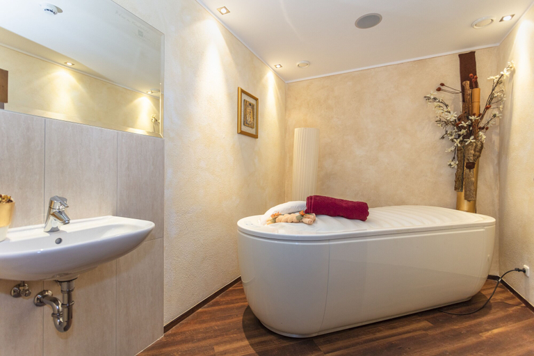 Bathroom 4, Hotel Wenger Alpenhof, Sankt Johann im Pongau