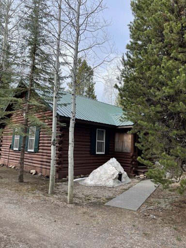 Exterior & Views 2, Wagon Wheel Hotel, Gallatin