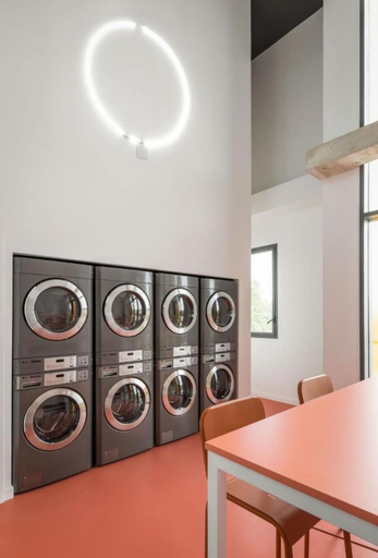 Others 5, Estudios y Habitaciones Modernas en PAMPLONA, SK, Navarra