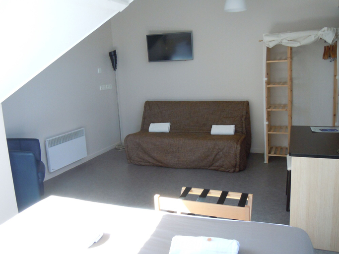 Bedroom 8