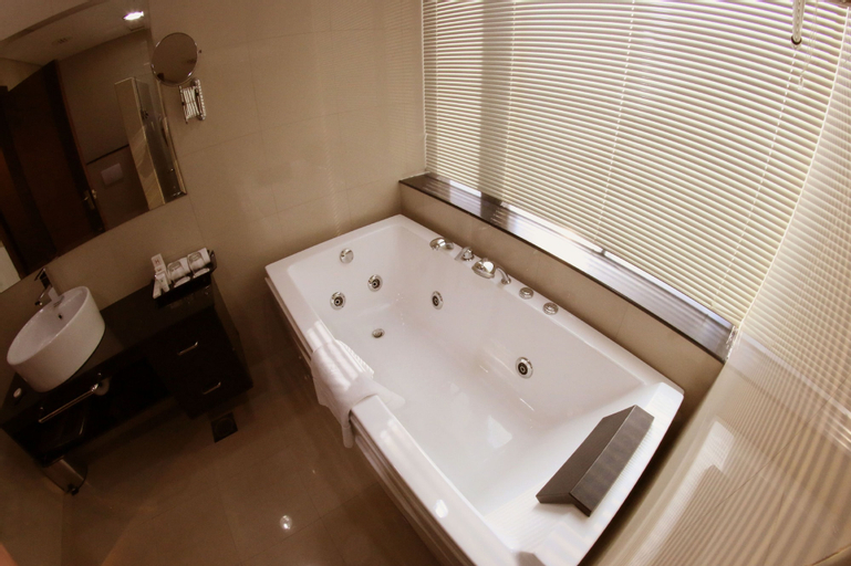 Bathroom 6
