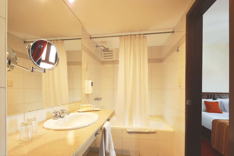 Bathroom 4, Hotel San Agustin El Dorado, Cusco