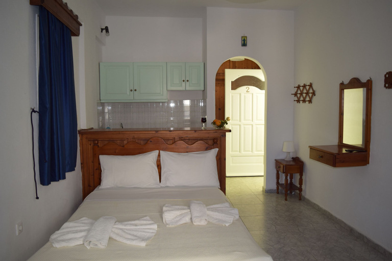 Bedroom 5, Maistrali Studios, South Aegean
