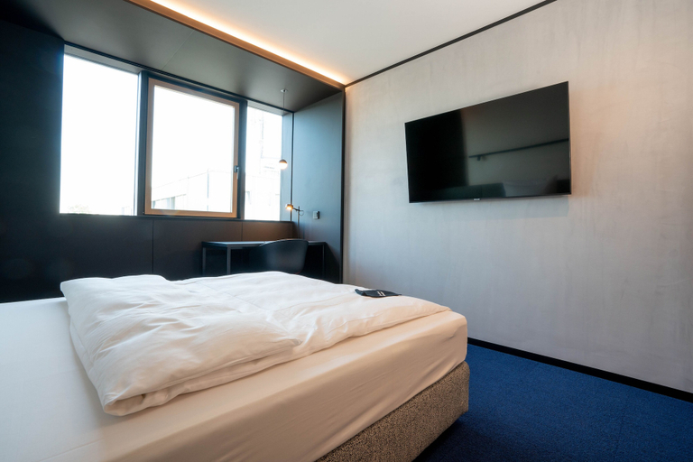 Bedroom 4, GREFIS Hotel, München