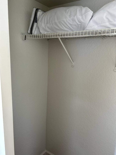 Others 1, Studio in Clearwater Perfect for 2, Pinellas