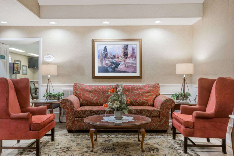 Others 5, Baymont by Wyndham Waycross, Ware