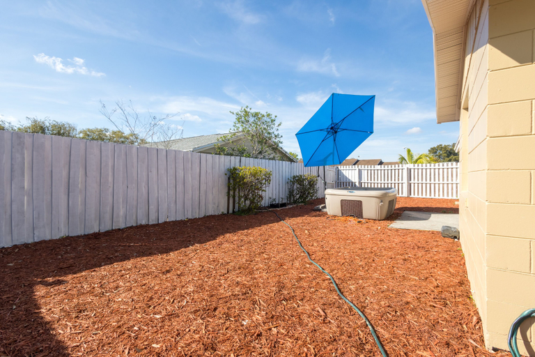 Exterior & Views 2, Sleeps 6 Hot Tub Fenced Yard Cozy Chic, Hillsborough