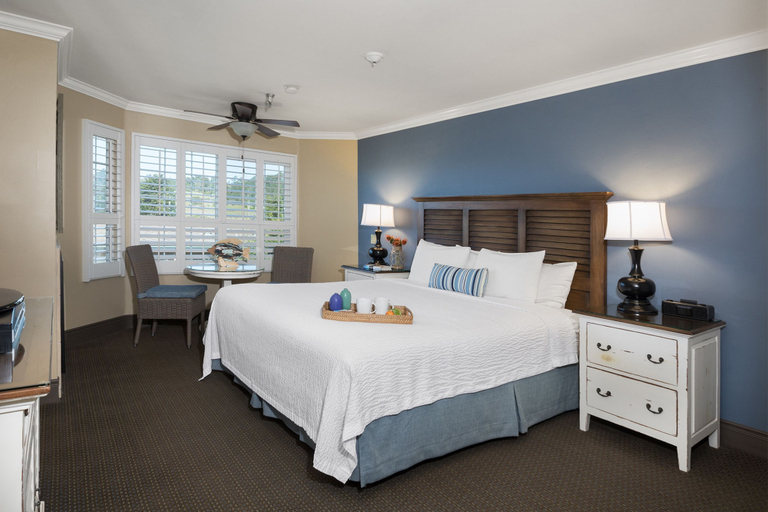 Bedroom 3, Sand Pebbles Inn, San Luis Obispo