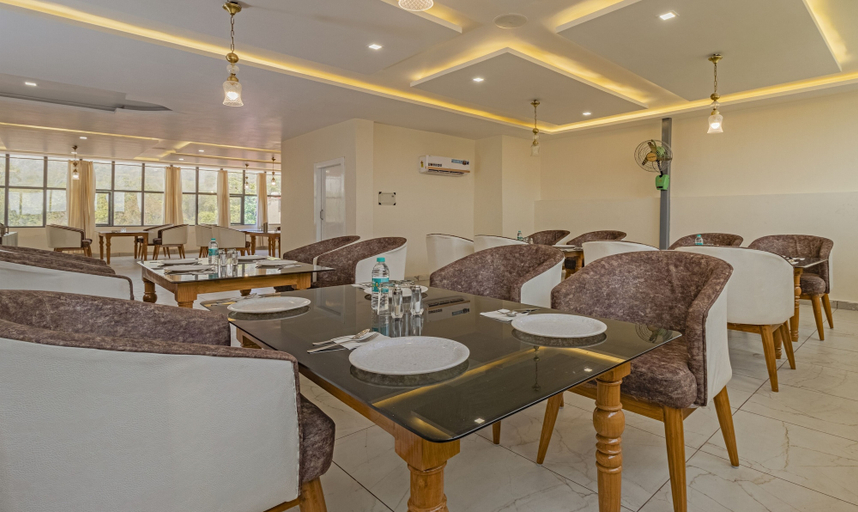 Food & Drinks, Treebo Haveli Resort Roots, Bhupatwala Haridwar, Dehradun