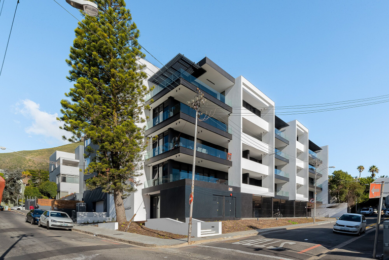 Exterior & Views 2, The Avant 303, City of Cape Town
