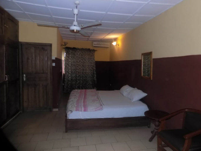 Bedroom 2, Fortune Exclusive Hotel, Boluwaduro