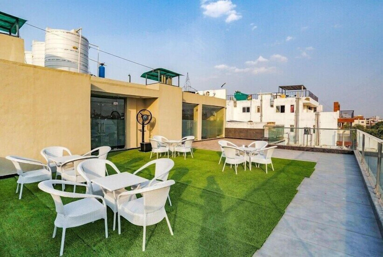 Public Area 4, infinity stays, Gurgaon