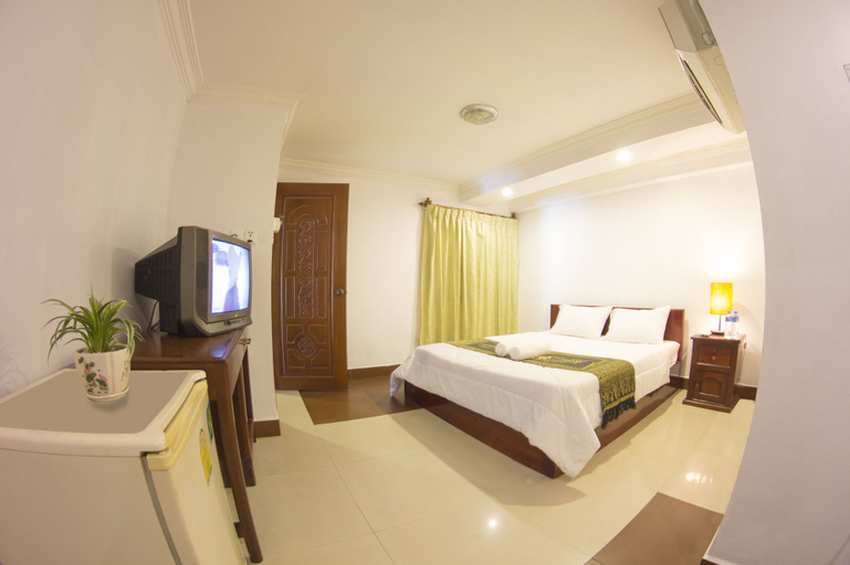 Bedroom 8