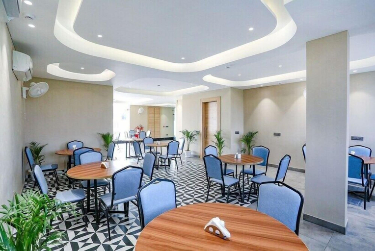 Food & Drinks, infinity stays, Gurgaon