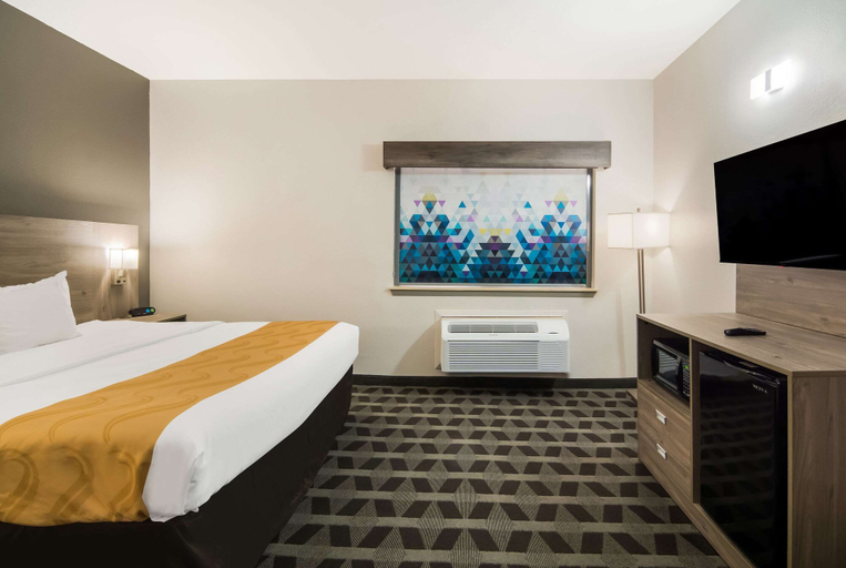 Bedroom 3, Quality Inn & Suites Waco North, McLennan