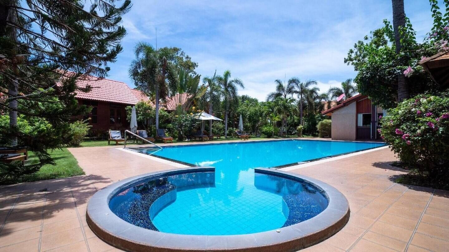 Sport & Beauty 4, Bang Saray Village Resort, Sattahip