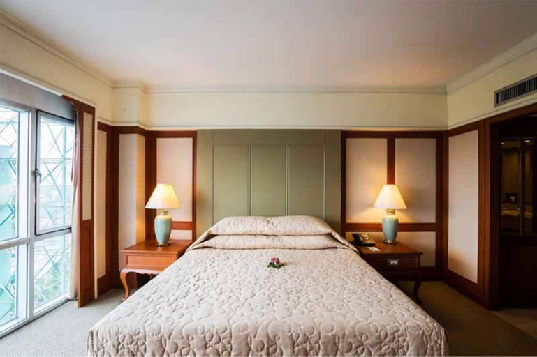 Bedroom 6