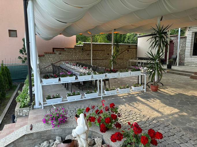 Food & Drinks 4, Hayat Hotel Ltd, Varna