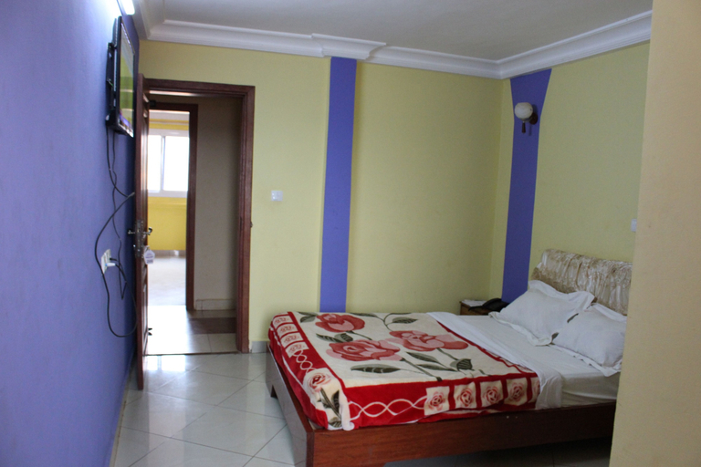 Bedroom 2, Mbatkam Palace, Mifi