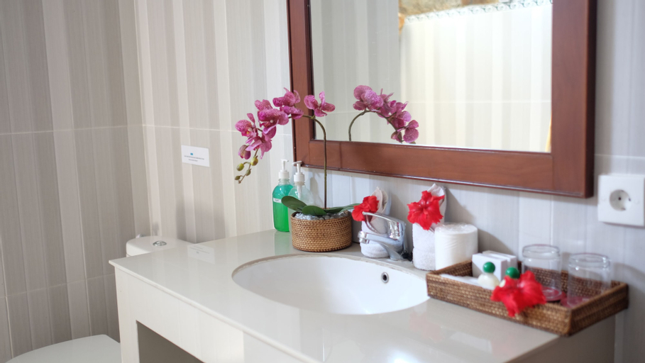 Bathroom 3