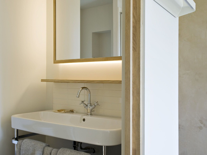 Bathroom 4, Fontevraud L'Hôtel, Maine-et-Loire
