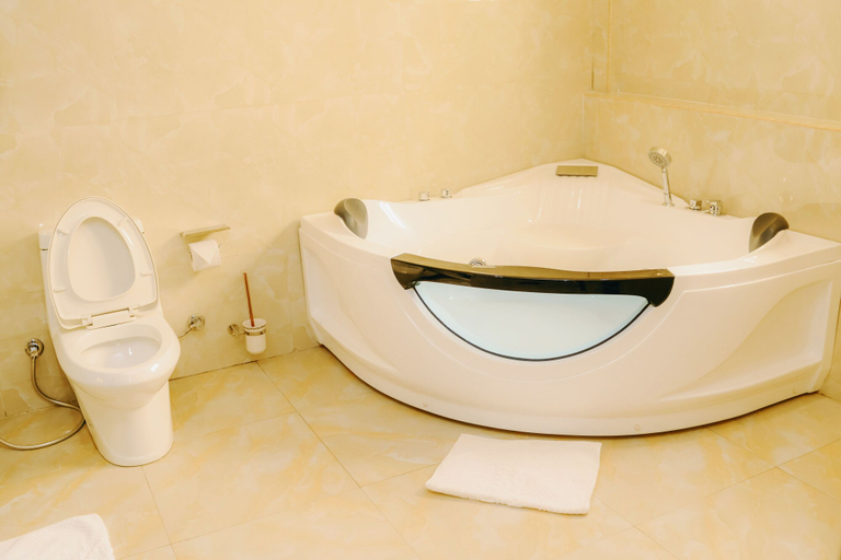 Bathroom 3, Waldorf Blu Hotels, AwkaSout