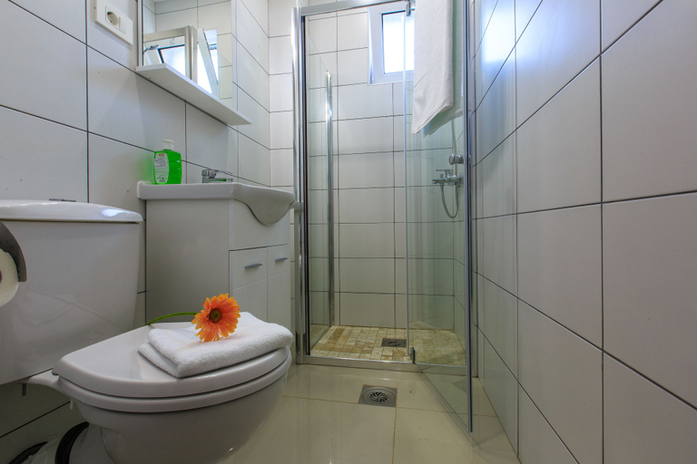 Bathroom 4, Hotel Scandinavian Home Of Ulcinj