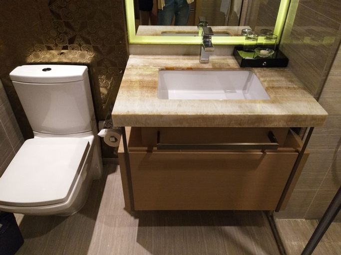 Bathroom 4