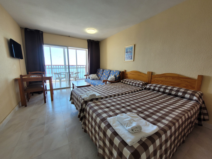 Bedroom 3, Las Damas, Alicante