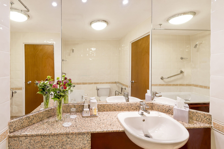 Bathroom 5