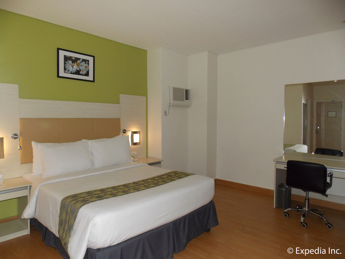 Bedroom 8