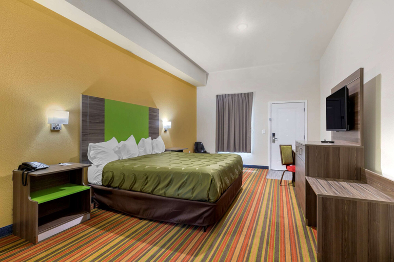 Bedroom 3, Quality Inn & Suites Elgin, Bastrop