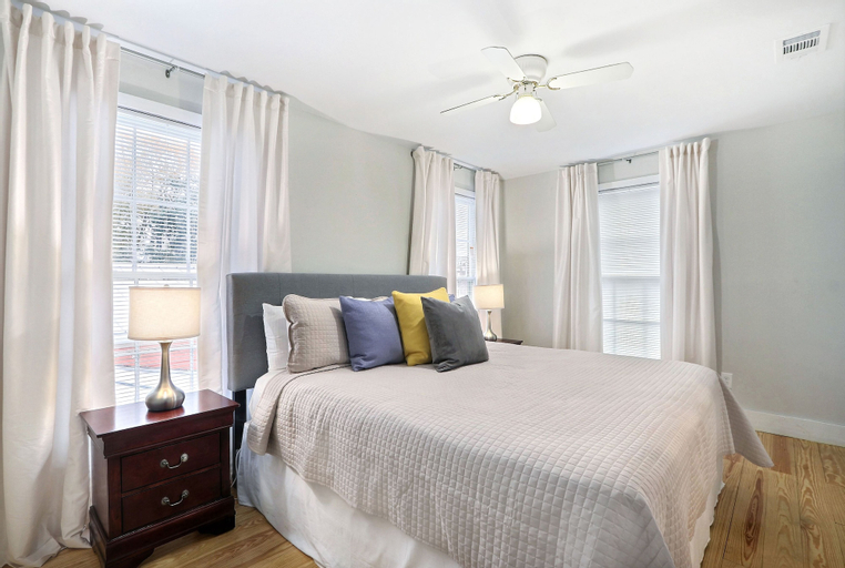 Bedroom 18