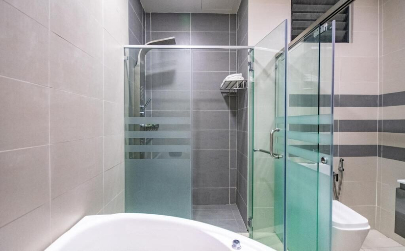 Bathroom 4, Nova Highlands Hotel, Cameron Highlands
