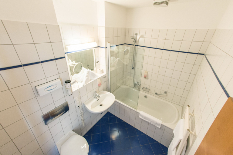 Bathroom 5, Hotel Glockenhof Eisenach, Eisenach