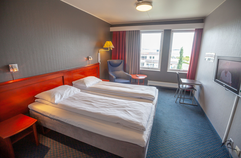 Others 4, F2 Hotel Harstad, Harstad