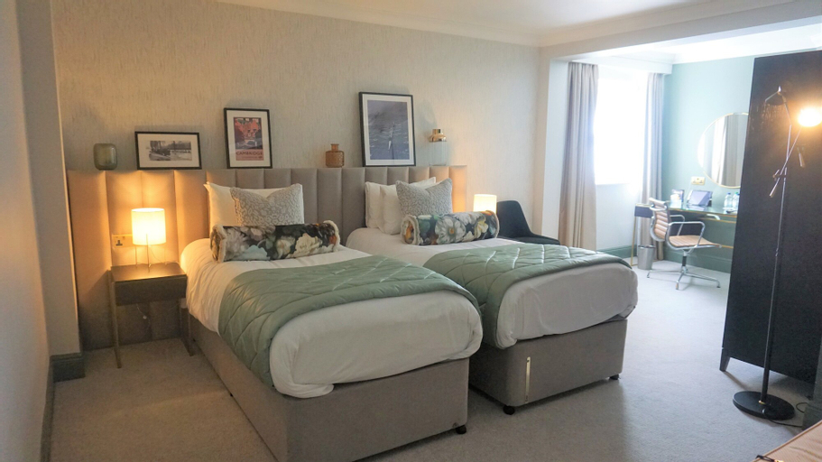 Bedroom 6