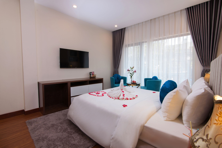 Bedroom 12