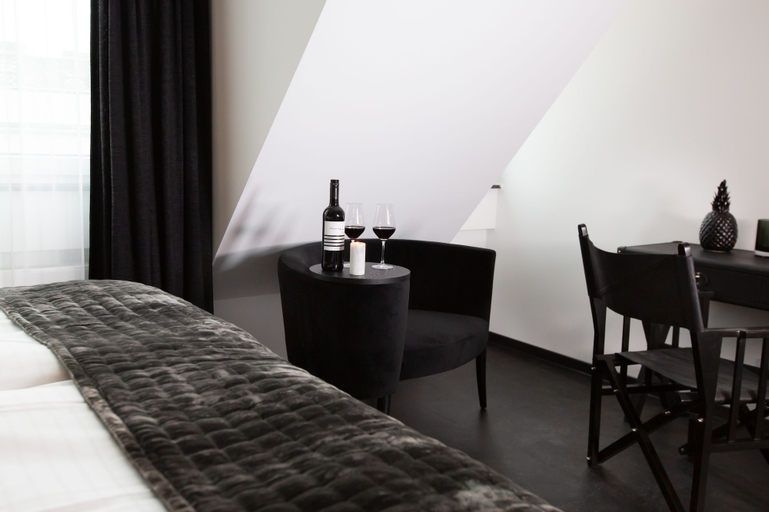 Bedroom 10