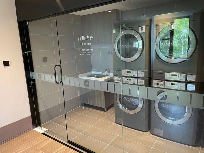 Bathroom 5, HanTing Hotel (Communication University of Beijing Subway Station), Beijing