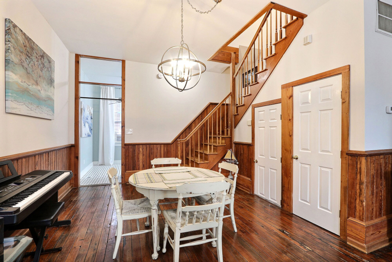 Dining Room 2