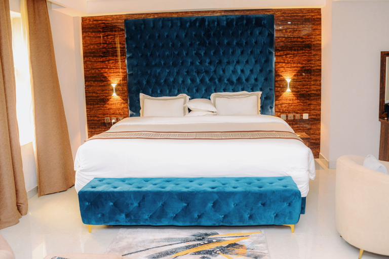 Bedroom 2, Waldorf Blu Hotels, AwkaSout