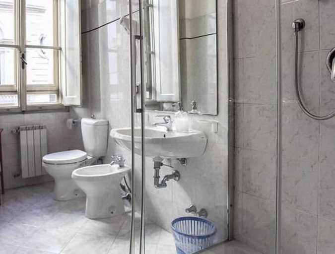 Bathroom 4, Locanda Giovanni Light, Florence